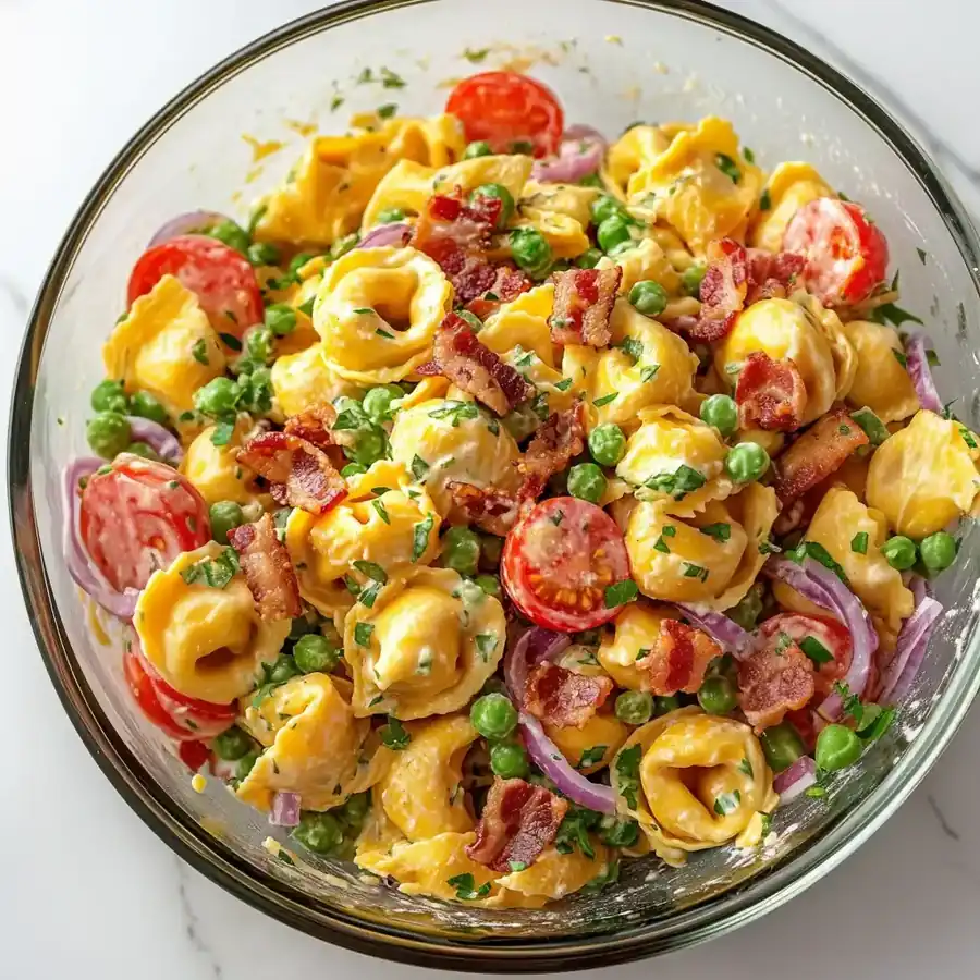 Bacon Ranch Tortellini Salad – Crisp, Creamy & Quick
