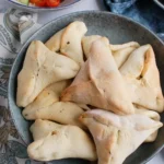 Easy Spinach Fatayer (Lebanese Pies) – Quick & Fluffy