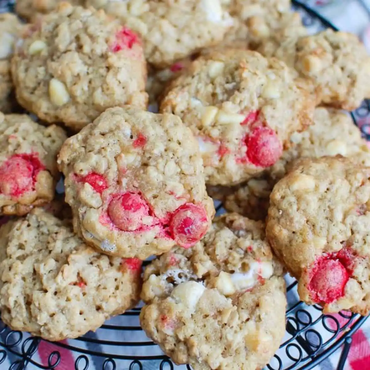 White Chocolate Coconut Cookies: Sweet & Crunchy Delight
